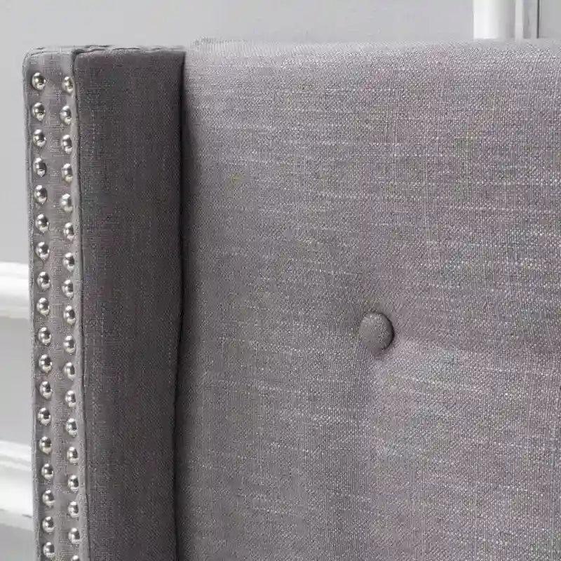 Tête de lit réglable en tissu avec oreilles et garniture cloutée