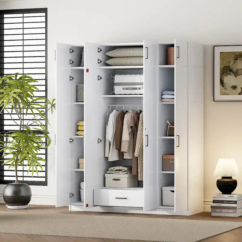 Armoire avec plusieurs options de rangement et placards supérieurs