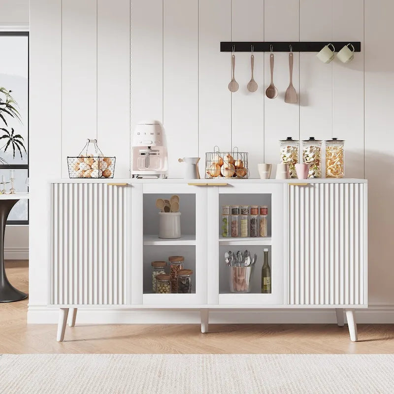 Buffet de cuisine avec portes vitrées