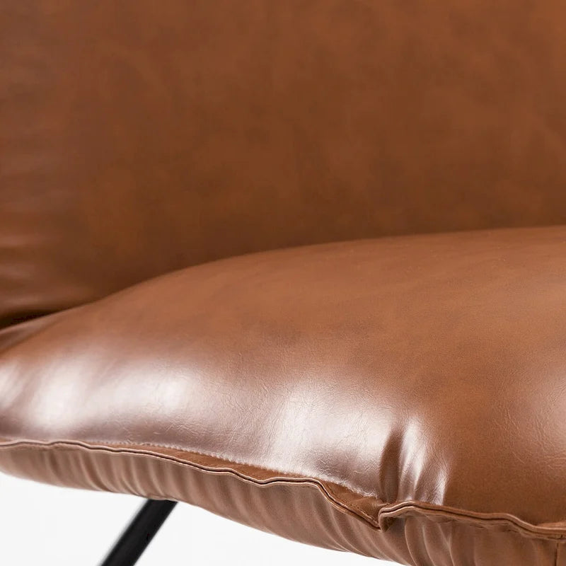 Fauteuil d'appoint en similicuir style Mid-Century Modern